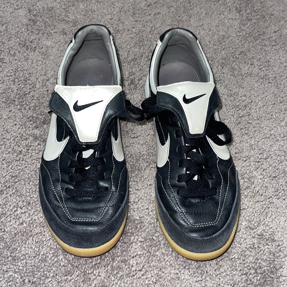 Nike Air Indoor Soccer Shoes